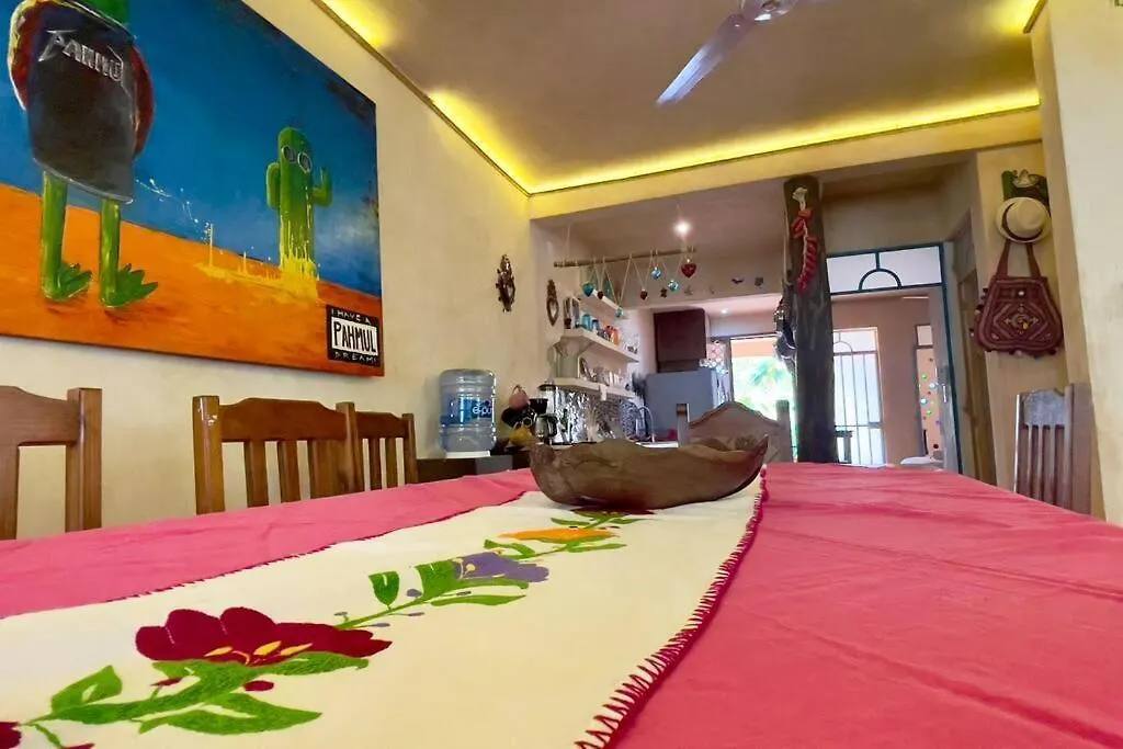 Breezy And Fresh House With Roof Just 25 Min Walk To Sea Villa Playa del Carmen