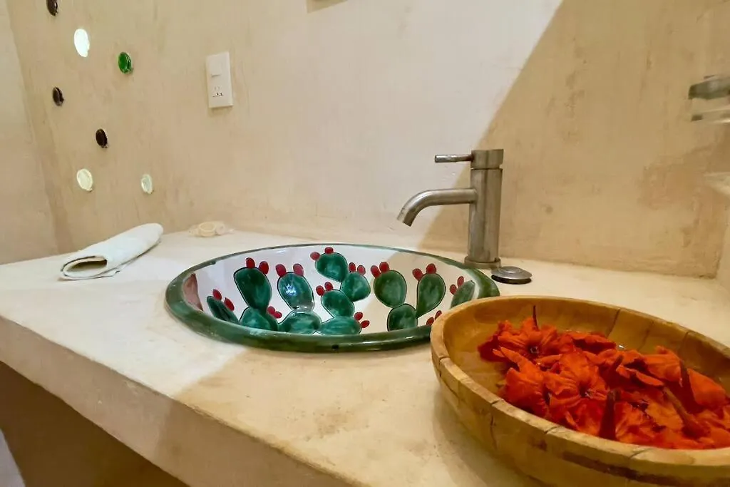 Breezy And Fresh House With Roof Just 25 Min Walk To Sea Villa Playa del Carmen Holiday home