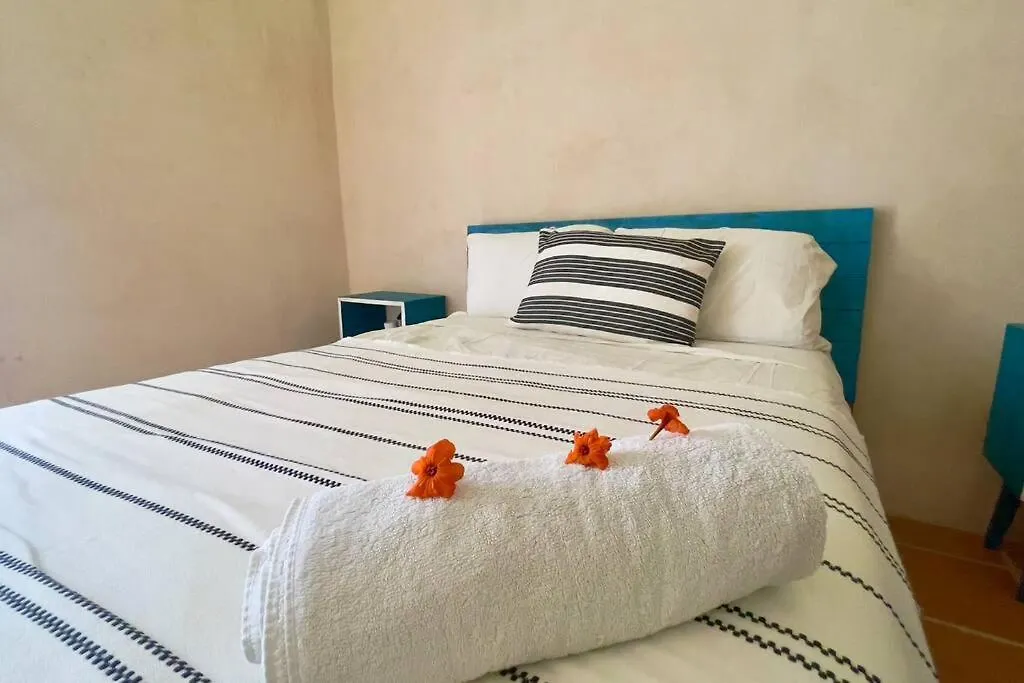 Breezy And Fresh House With Roof Just 25 Min Walk To Sea Villa Playa del Carmen